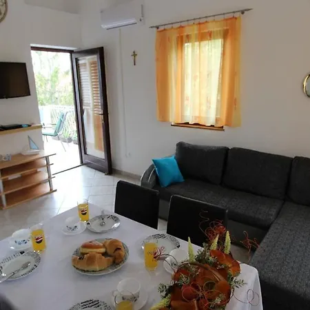 Kovacic בית הארחה